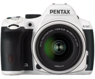 Pentax K-50 White + SMC DAL 18-55mm F3.5-5.6 WR + SMC DAL 50-200mm F4-5.6 WR